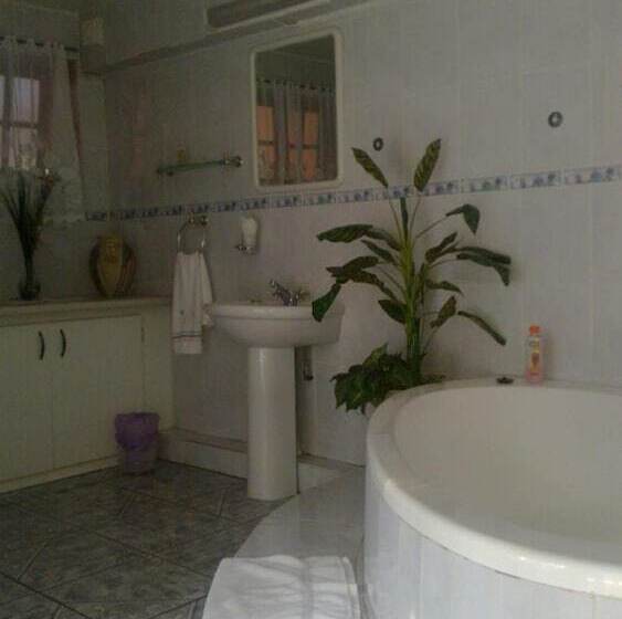 Пансион Harmony Guesthouse