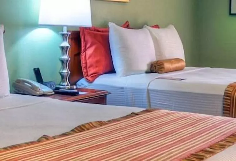 Regency Hotel Fairmile