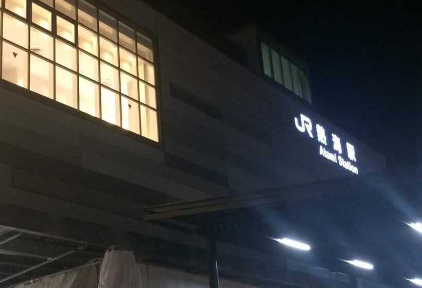 Рёкан Breezbay Seaside Resort Atami