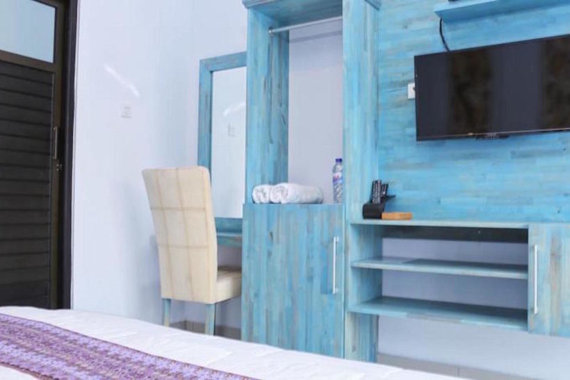 Dekrisna Denpasar  Hostel