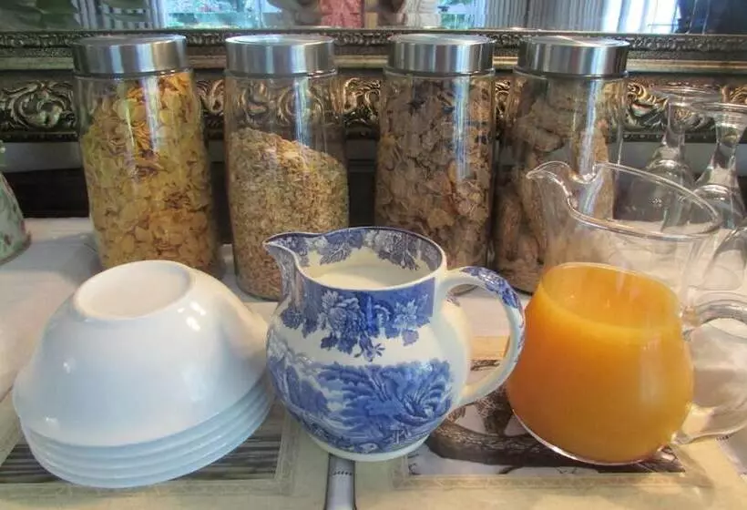 Bancroft B&b