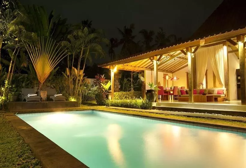 Esterin Villa