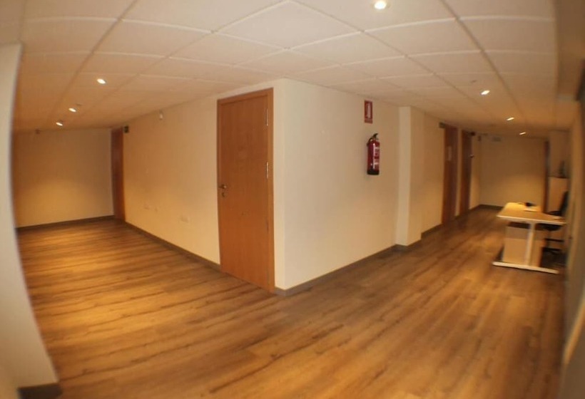 فندق فئة نجمة واحدة Europa House Village