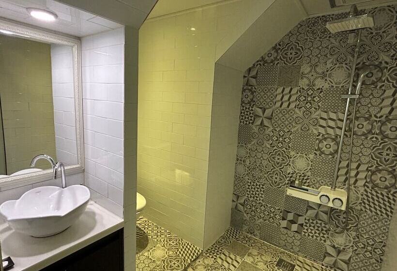 Отель Elysia Boutique