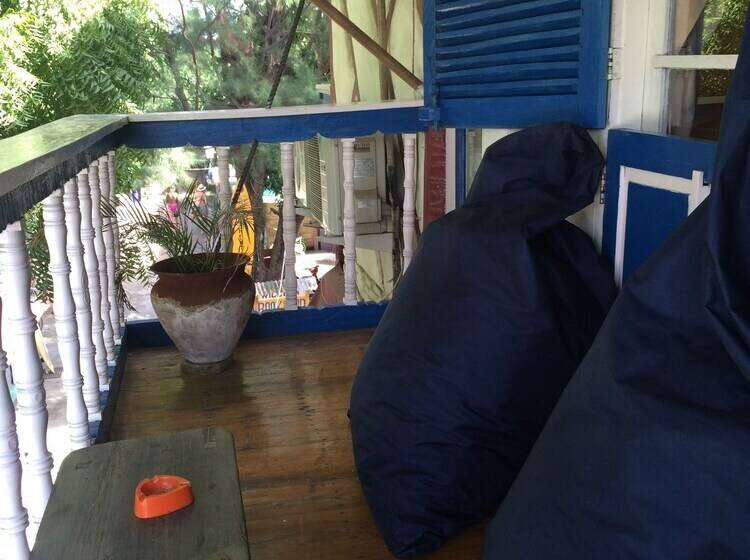 בית מלון כפרי Le Petit Gili