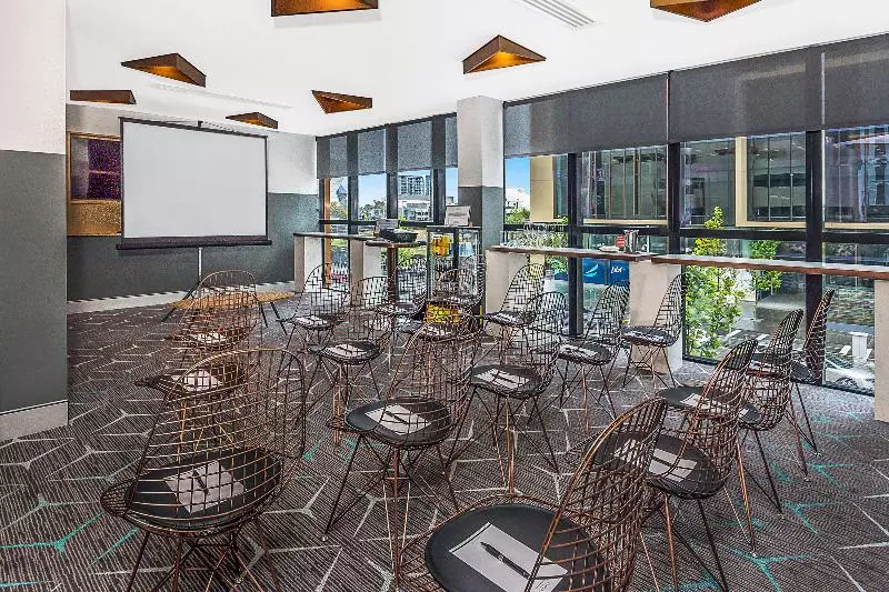 Hotel Rydges Perth Kings Square