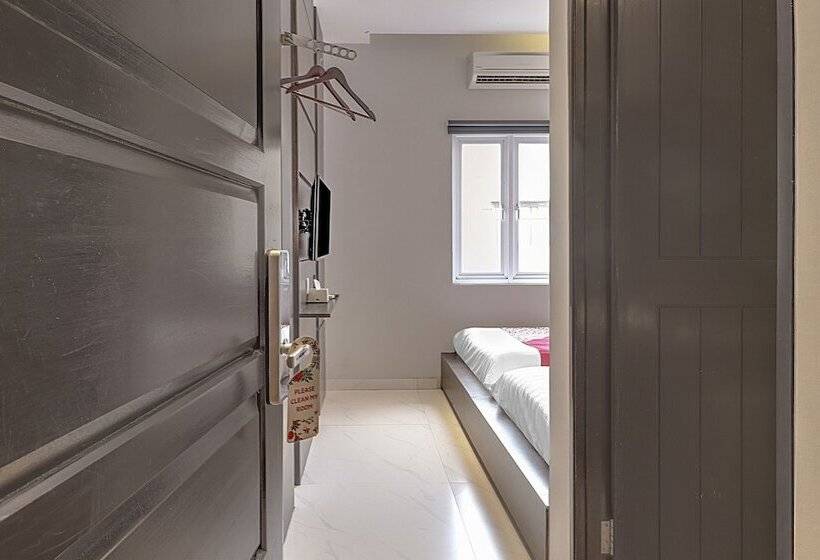 Capital O The Regia Cihampelas Hotel Bandung