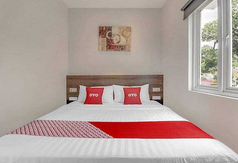 Capital O The Regia Cihampelas Hotel Bandung