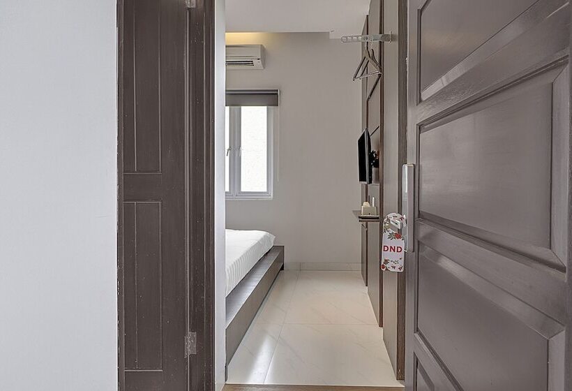 Capital O The Regia Cihampelas Hotel Bandung