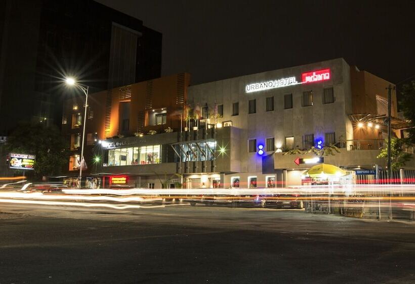 Urbano Hotel By Roots