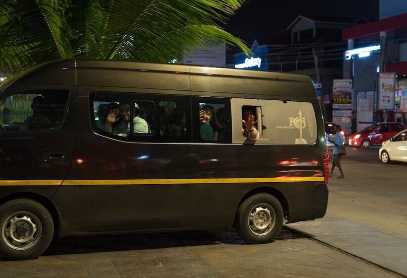 Urbano Hotel By Roots