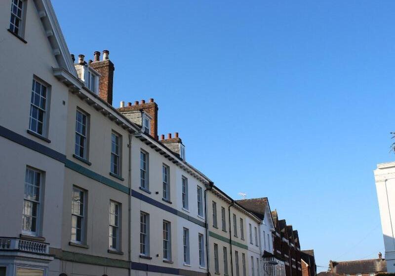 פנסיון Bendene Townhouse