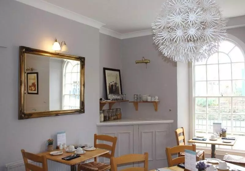 Pensiune Bendene Townhouse