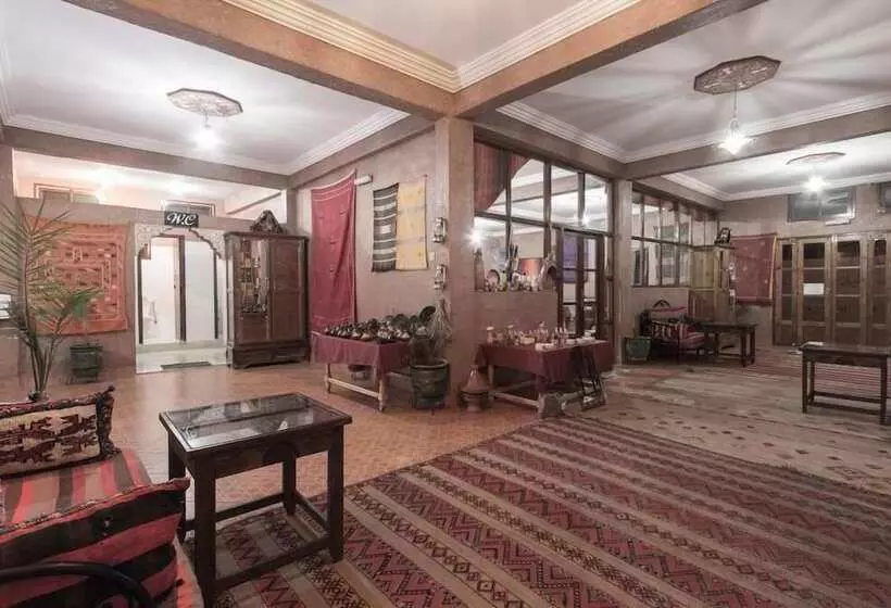 Majatalo Kasbah Valentine