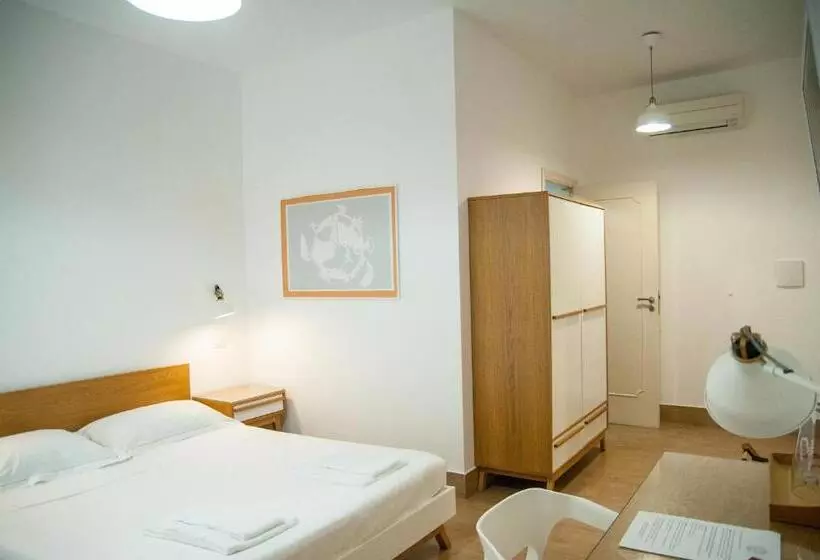 پانسیون Mediterraneo Guesthouse
