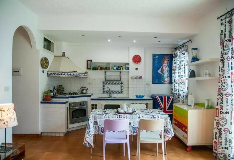پانسیون Mediterraneo Guesthouse