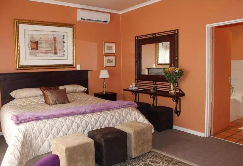 پانسیون Primavera Guest House