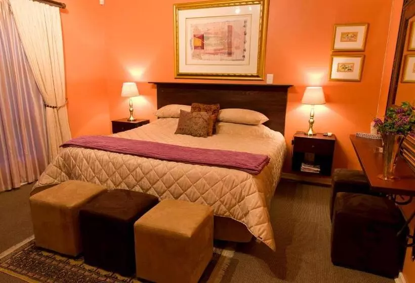 پانسیون Primavera Guest House