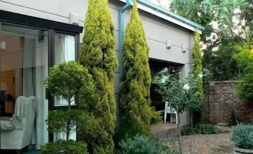 پانسیون Primavera Guest House