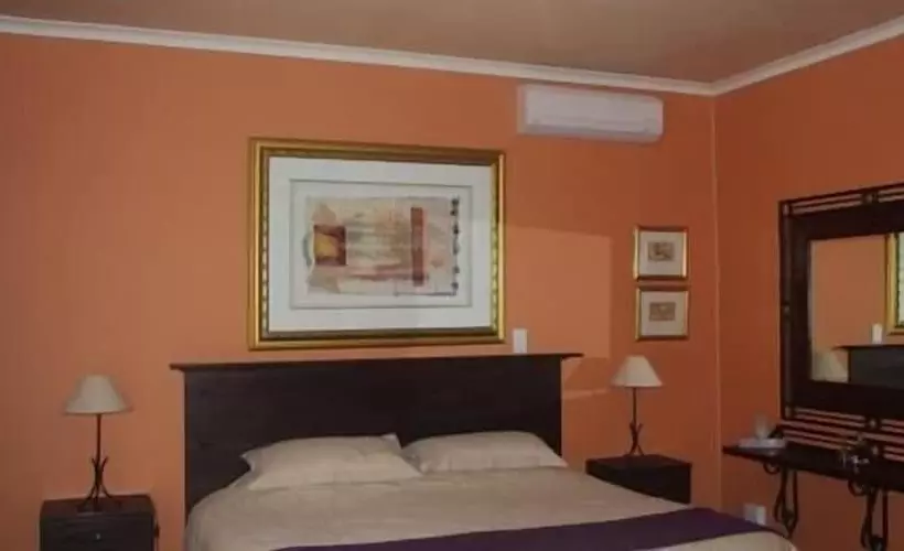 پانسیون Primavera Guest House