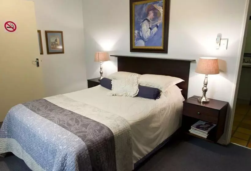 پانسیون Primavera Guest House