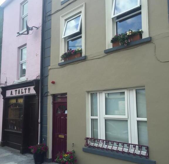 פנסיון The Townhouse