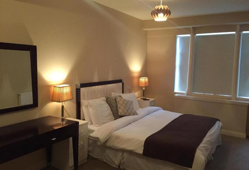 פנסיון The Townhouse