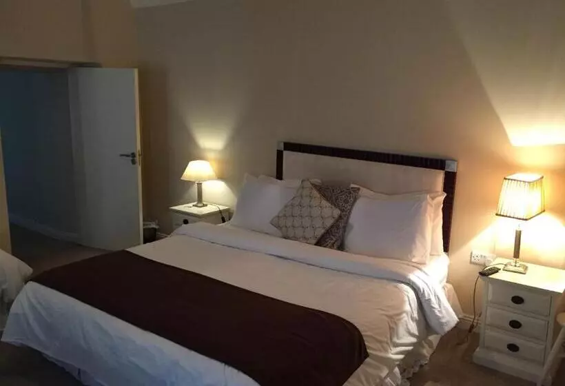Majatalo The Townhouse