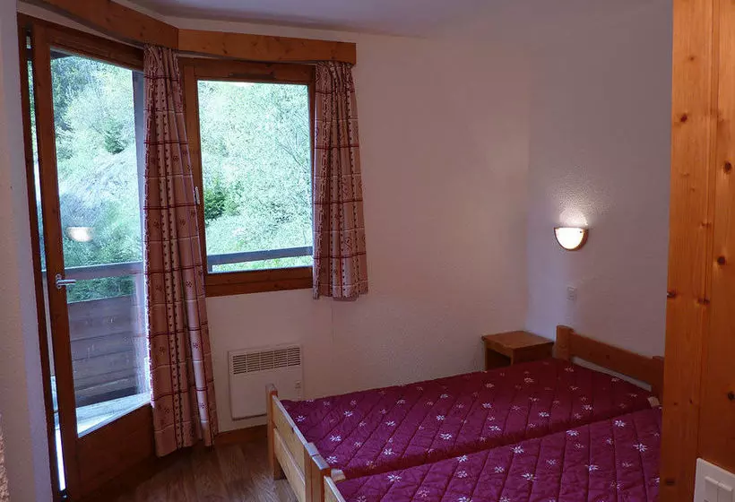 Residence Britania Cles Blanches