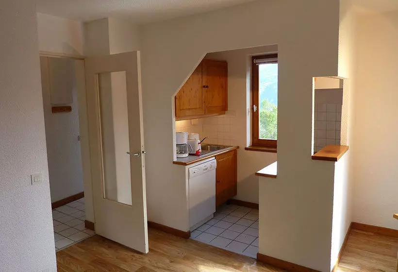 Residence Britania Cles Blanches