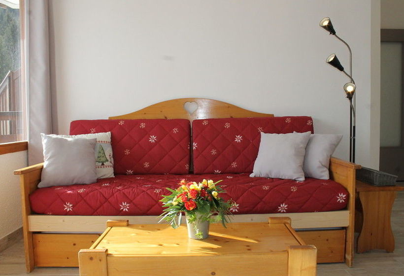 Residence Britania Cles Blanches