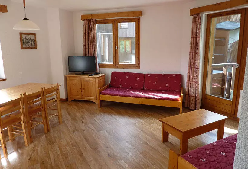 Residence Britania Cles Blanches