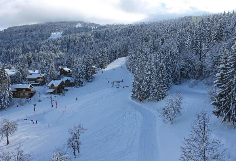 Residence Britania Cles Blanches