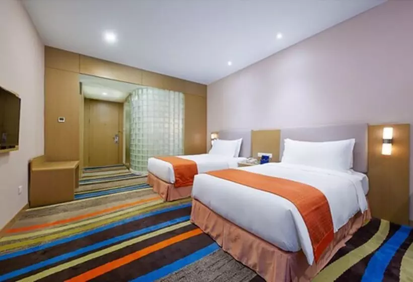 Guangzhou Baiyun Airport Rejoice By Argyle Hotel Rehe Metro Exit B   Free Shuttle Bus Is Provided Du