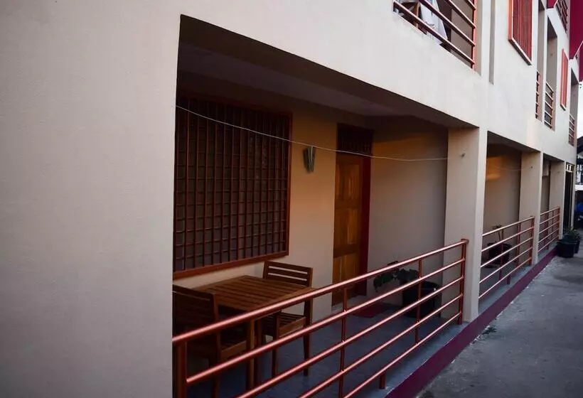Al Minhaj Service Apartments
