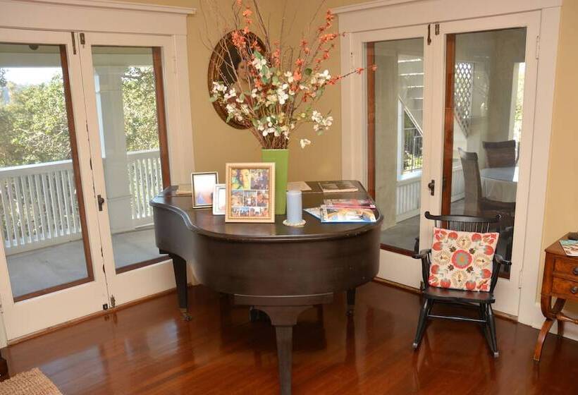 مبيت وإفطار Arroyo Vista Inn