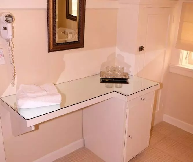 تختخواب و صبحانه Arroyo Vista Inn