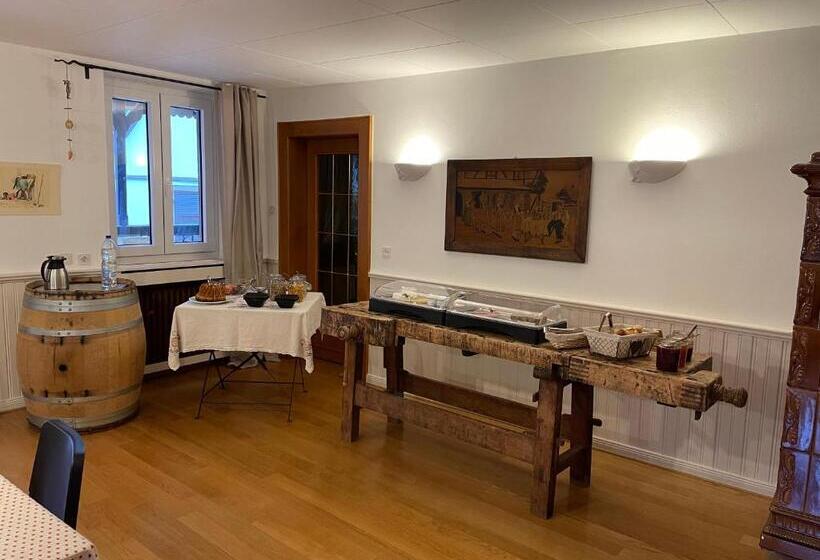 ベッドアンドブレックファースト La Cour Stfulrad