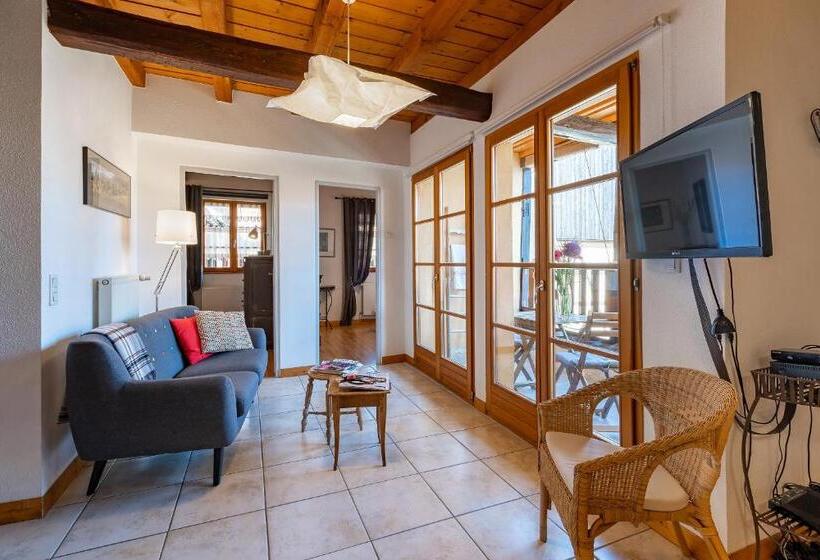 ベッドアンドブレックファースト La Cour Stfulrad