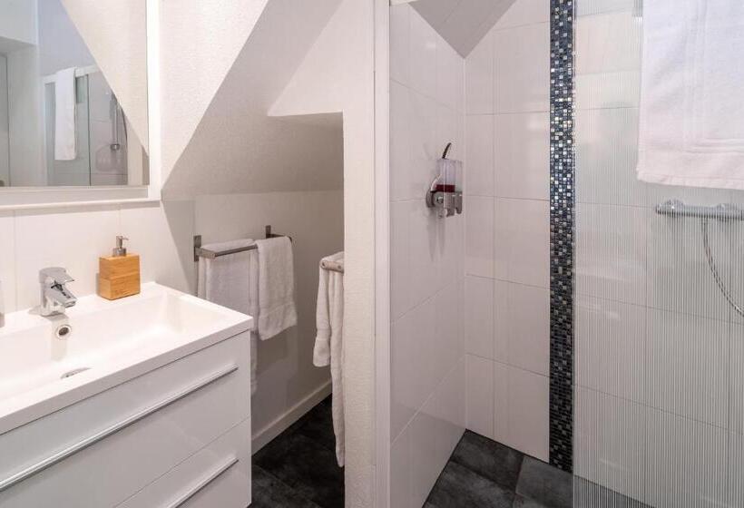 ベッドアンドブレックファースト La Cour Stfulrad