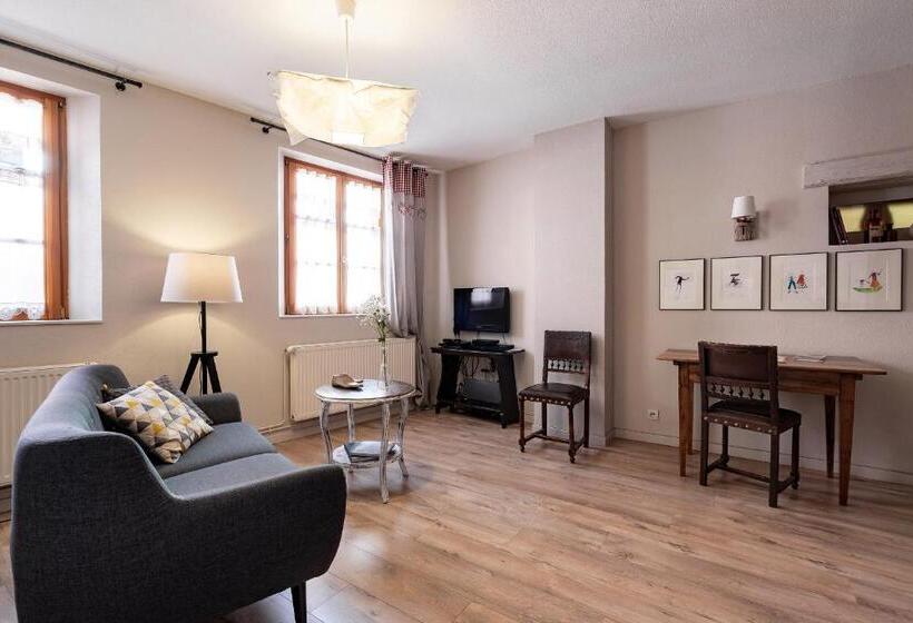 ベッドアンドブレックファースト La Cour Stfulrad