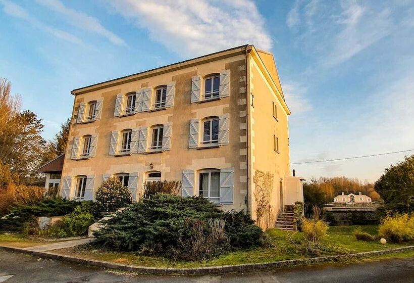 مبيت وإفطار Le Moulin Du Port