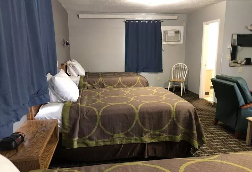Hawkeye Motel