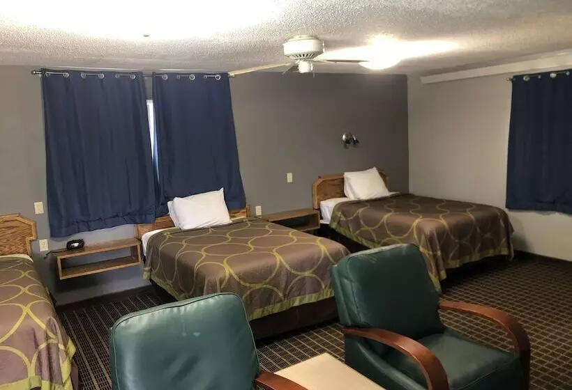 Hawkeye Motel