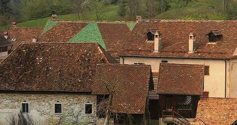 ホテル Albergo Diffuso Comeglians
