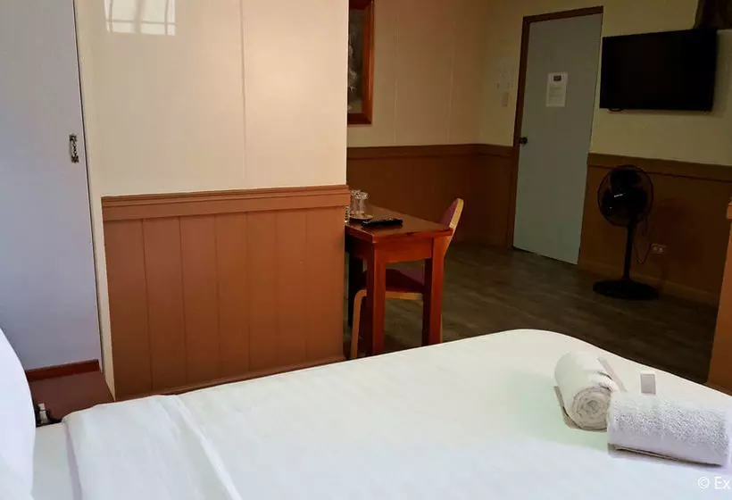 Hotel Elegant