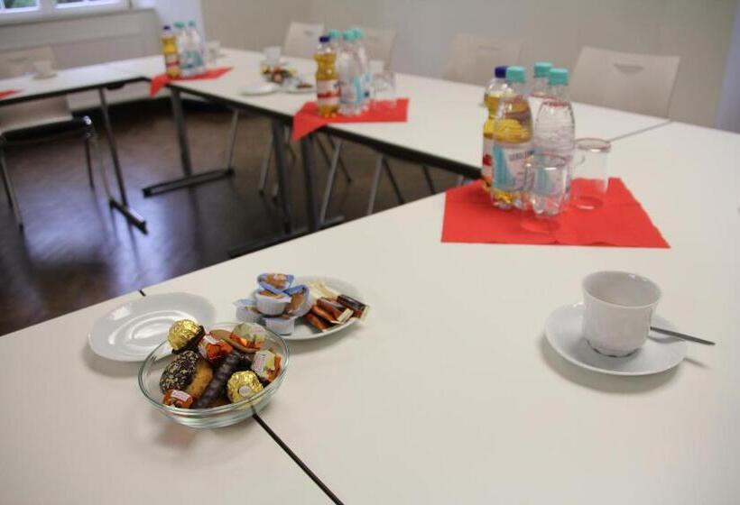 Отель Haus Overbach