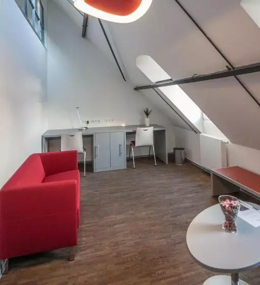 ホテル Haus Overbach