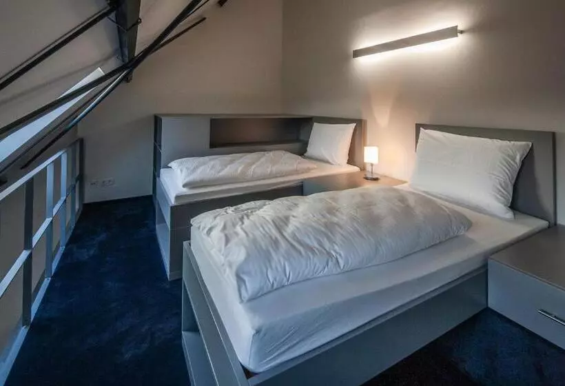 ホテル Haus Overbach