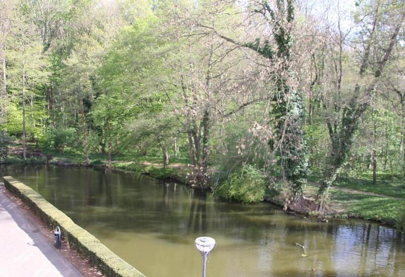 Отель Haus Overbach